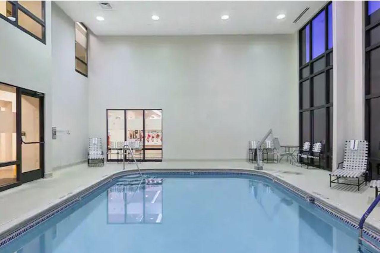 Hampton Inn Richmond-Меканиксвилл Экстерьер фото